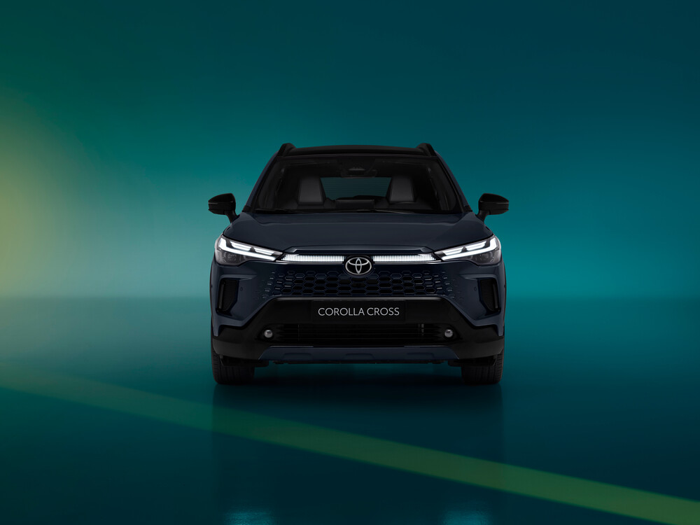 2025_Corolla Cross High Grade high_005.jpg