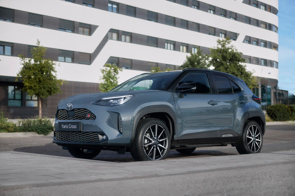Yaris Cross Leader 2025_02.jpg